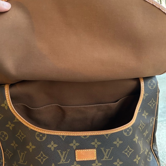 Louis Vuitton Monogram crossbody (made in France) - Picture 9 of 14